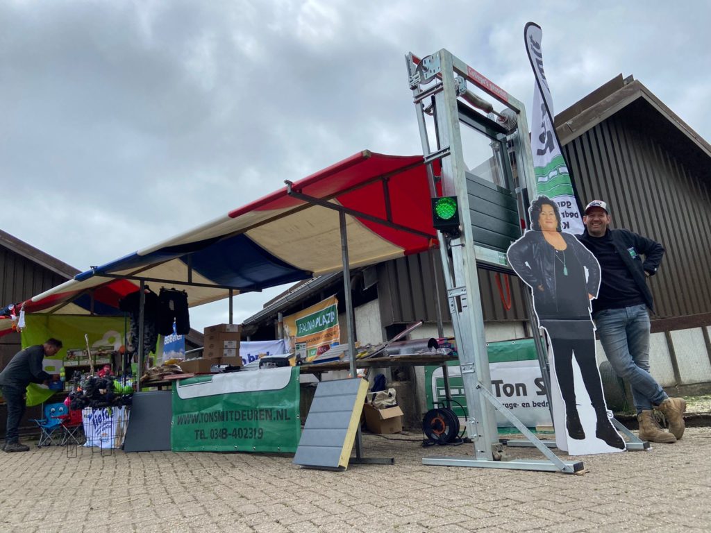 Speciale gast op de Boerendag bij Ton Smit Deuren